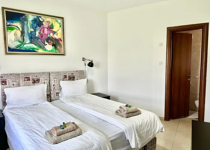 Old Jaffa\'S Penthouse Boutique Hostel